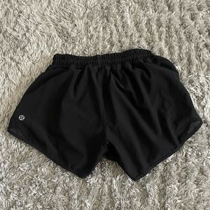 hotty hot lulu short size 2 in black